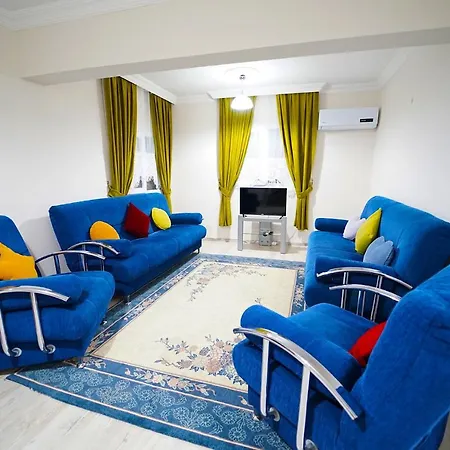 Apartamento Merkezde 8 Kisilik 3 Yatak Odali Ve 3 Banyolu Daire Fethiye